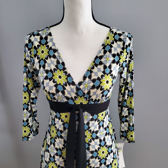 London Times Petite Floral Pullover Babydoll Dress 4P - Picture 3 of 6